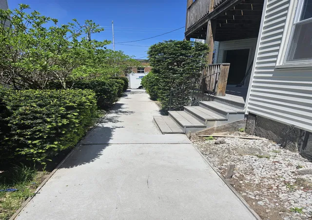 Photo 3 of Multi family home for sale at 637 Harvard St, Manchester, NH 03103 | MLS# 5095199 | Listing updated on 2026-06-17