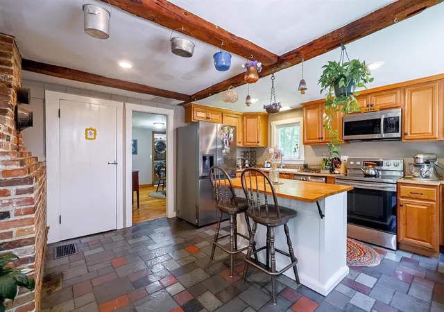 Photo 3 of Single family home for sale at 19 Rogers Rd, Bennington, NH 03442 | MLS# 5095203 | Listing updated on 2026-07-02