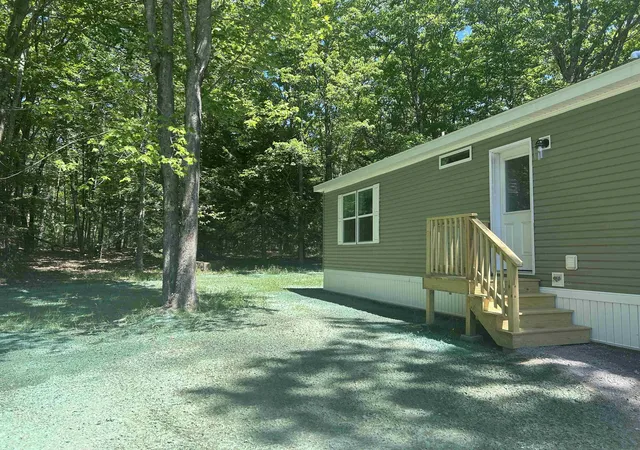 Homes for sale in Rochester, NH | 6 Country Ridge Park, Rochester, NH 03867 | MLS# 5095215