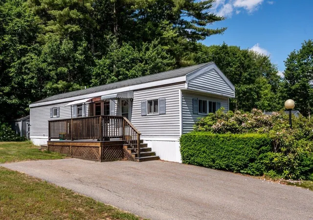 Homes for sale in Rochester, NH | 51 Cormier Dr, Rochester, NH 03867 | MLS# 5095233