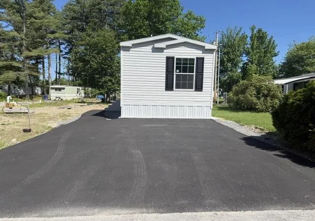 Homes for sale in Londonderry, NH | 13 Noble Pl, Londonderry, NH 03053 | MLS# 5095236