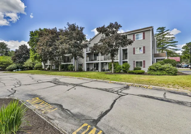 Homes for sale in Concord, NH | 120 Fisherville Rd #28, Concord, NH 03303 | MLS# 5095248