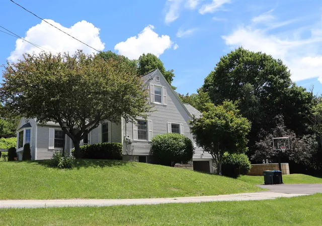 3rd image of 81 Onward St, Barre, VT 05641 | MLS# 5095256