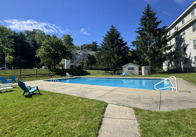 2nd image of 93 Hildred Dr, Burlington, VT 05401 | MLS# 5095260