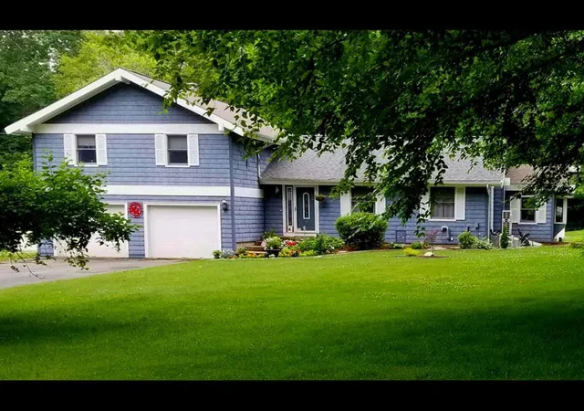 Homes for sale in Derry, NH | 1 Whitneys Cvs, Derry, NH 03038 | MLS# 5095270