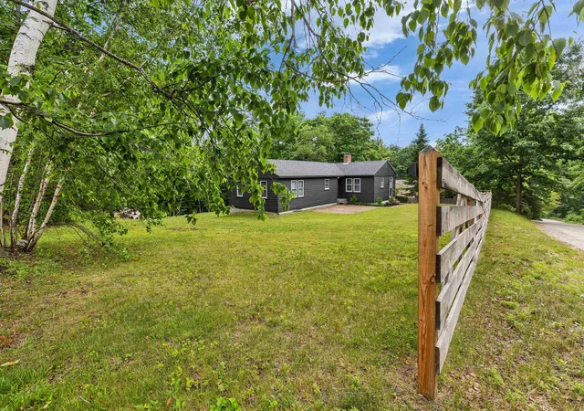 3rd image of 29 Goyette Dr, Peterborough, NH 03458 | MLS# 5095274