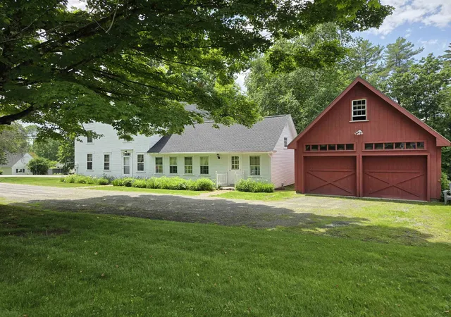 Homes for sale in Canaan, NH | 372 Canaan St, Canaan, NH 03741 | MLS# 5095284