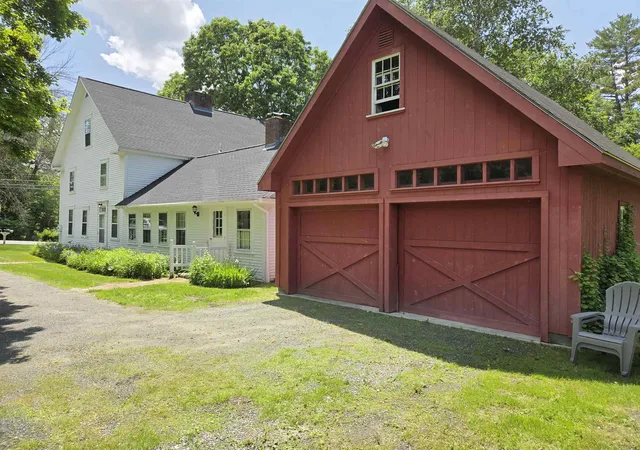 3rd image of 372 Canaan St, Canaan, NH 03741 | MLS# 5095284