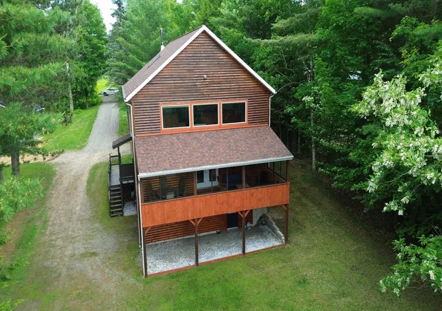 4th image of 227 Whispering Pines Rd, Derby, VT 05829 | MLS# 5095285