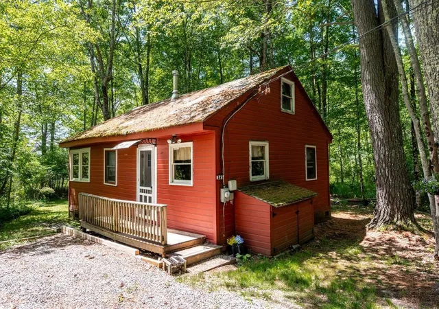 Photo 1 of Single family home for sale at 365 Jenness Pond Rd, Northwood, NH 03261 | MLS# 5095296 | Listing updated on 2026-09-08