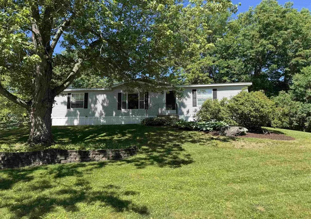 Homes for sale in Nashua, NH | 21 Eric Ave, Nashua, NH 03062 | MLS# 5095304