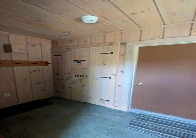 Photo 4 of Townhouse for sale at 6 Easterly Rd #1, Lincoln, NH 03251 | MLS# 5095307 | Listing updated on 2026-07-04