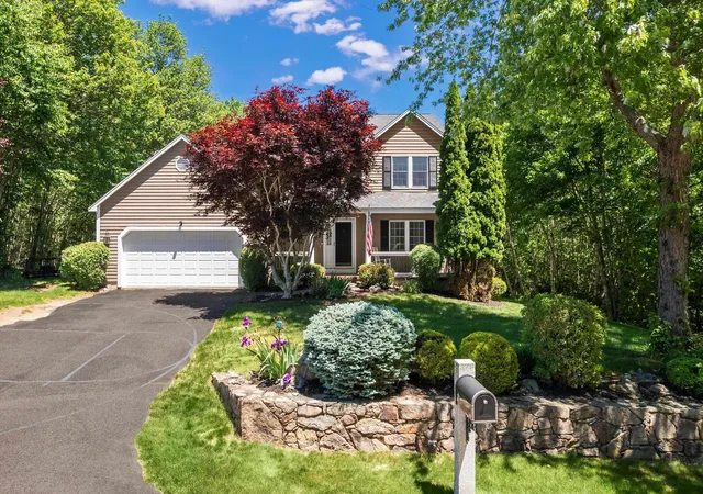 1st image of 3 Meadowlark Dr, York, ME 03909 | MLS# 5095308