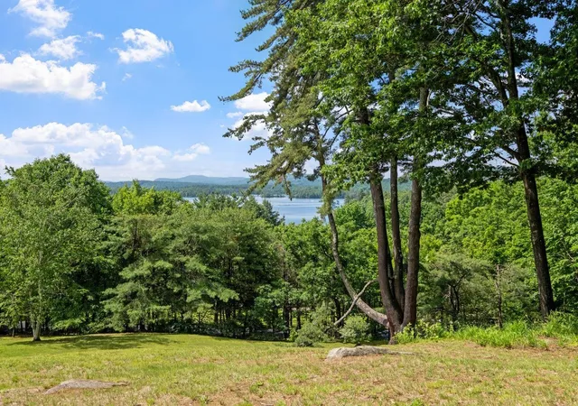 Homes for sale in Sandwich, NH | 260 Pinehurst Rd, Sandwich, NH 03227 | MLS# 5095324