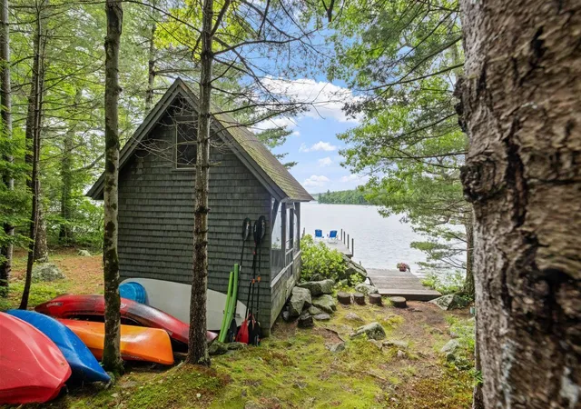 Homes for sale in Sandwich, NH | 260 Pinehurst Rd, Sandwich, NH 03227 | MLS# 5095324