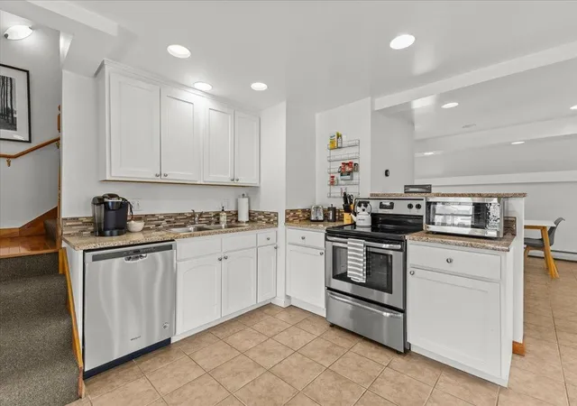 1st image of 112 Main St #7, Stowe, VT 05672 | MLS# 5095327