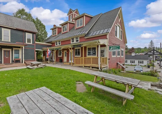 3rd image of 112 Main St #7, Stowe, VT 05672 | MLS# 5095327