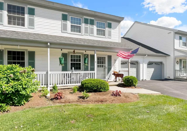 1st image of 5 Wolff Dr, Essex Junction, VT 05452 | MLS# 5095333