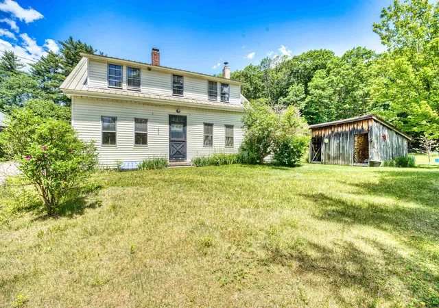 1st image of 8 Meadowlark Ln, Andover, NH 03216 | MLS# 5095342