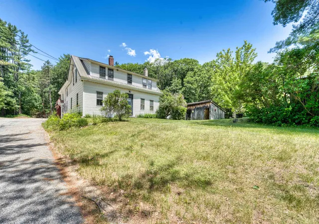 2nd image of 8 Meadowlark Ln, Andover, NH 03216 | MLS# 5095342