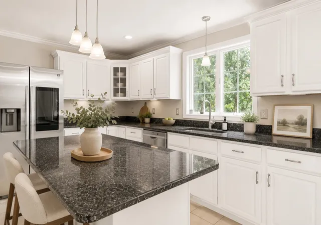 4th image of 105 Wyndridge Cir, Pelham, NH 03076 | MLS# 5095343