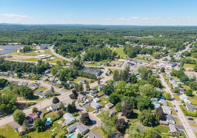 Homes for sale in Somersworth, NH | 352 High St, Somersworth, NH 03878 | MLS# 5095351