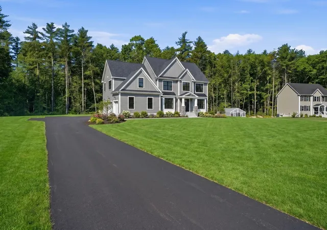 2nd image of 17 Carmel Rd, Pelham, NH 03076 | MLS# 5095375