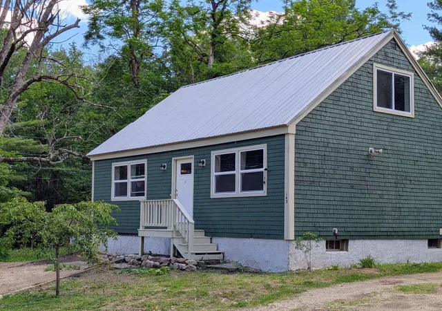 Photo 3 of Single family home for sale at 143 Town House Rd, Effingham, NH 03882 | MLS# 5095382 | Listing updated on 2026-09-03