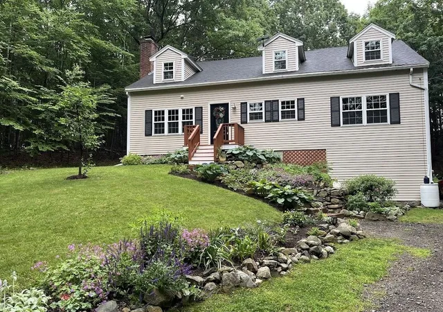 1st image of 58 Heath St, Newton, NH 03858 | MLS# 5095398