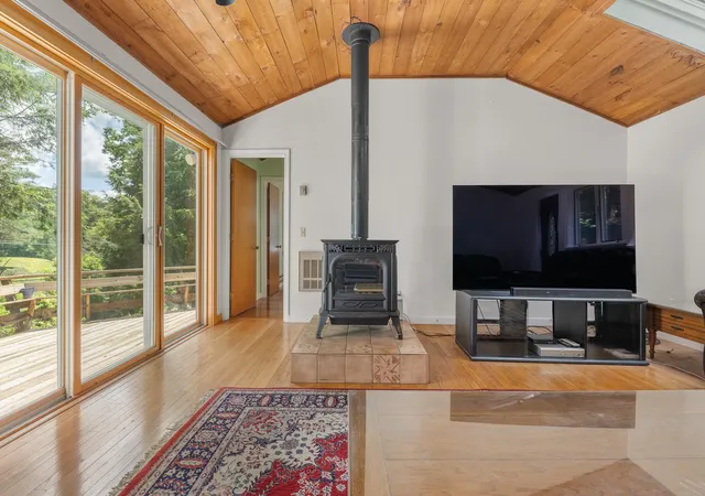 Homes for sale in Hanover, NH | 328 Hanover Center Rd, Hanover, NH 03750 | MLS# 5095421