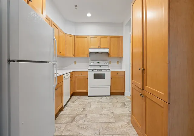 Homes for sale in Hanover, NH | 53 Lyme Rd #10, Hanover, NH 03755 | MLS# 5095428