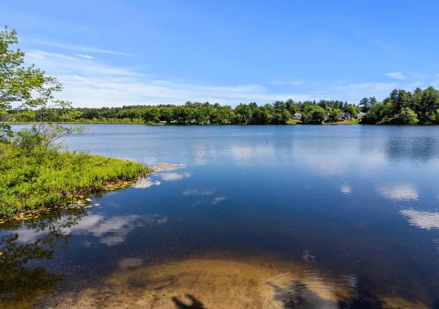 2nd image of 103 Highland St, Hudson, NH 03051 | MLS# 5095448