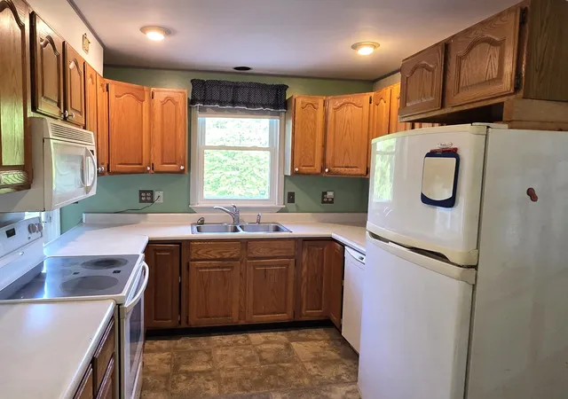 Photo 3 of Single family home for sale at 88 Walpole Valley Rd, Alstead, NH 03602 | MLS# 5095456 | Listing updated on 2026-08-19