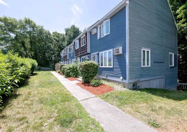 Homes for sale in Manchester, NH | 16 Auclair Ave, Manchester, NH 03102 | MLS# 5095458