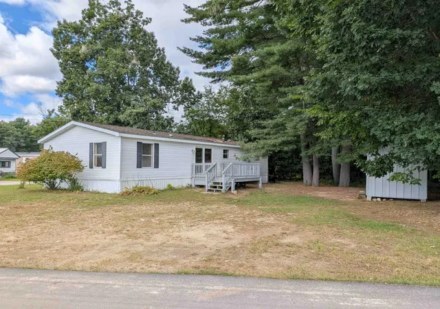 2nd image of 545 Elm St #34, Milford, NH 03055 | MLS# 5095463