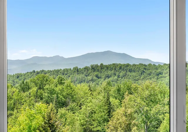 4th image of 532 Mountain Estates Dr, Hyde Park, VT 05655 | MLS# 5095476