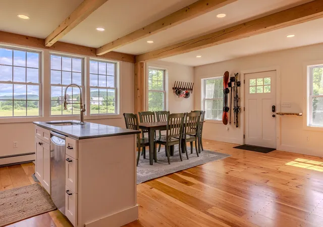 Photo 1 of Single family home for sale at 3208 Green Mountain Turnpike, Chester, VT 05143 | MLS# 5095486 | Listing updated on 2026-09-14