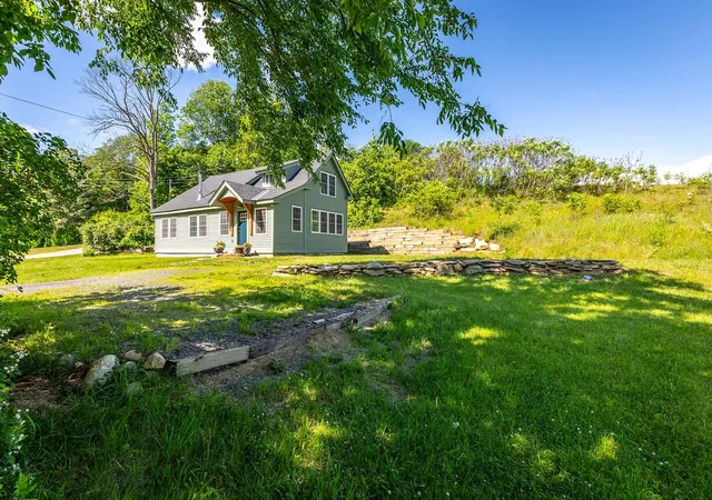 Homes for sale in Chester, VT | 3208 Green Mountain Turnpike, Chester, VT 05143 | MLS# 5095486