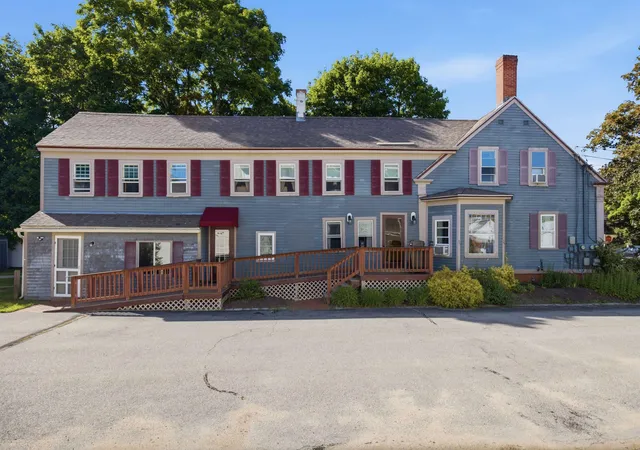Homes for sale in Alton, NH | 103 Main St, Alton, NH 03809 | MLS# 5095497