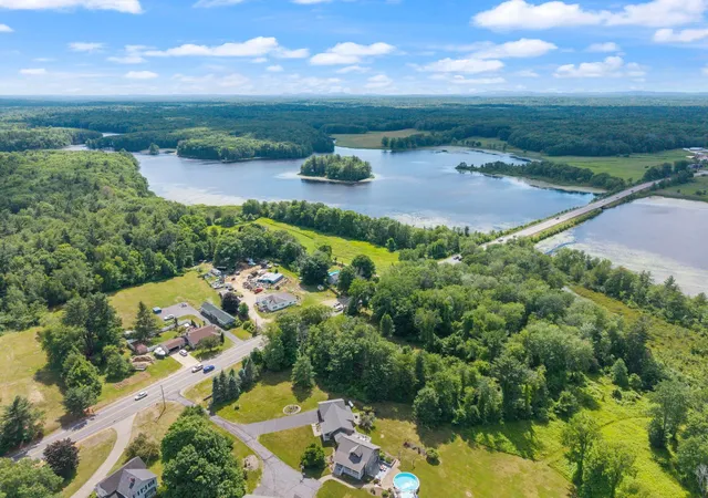 Homes for sale in Madbury, NH | 233 Littleworth Rd, Madbury, NH 03823 | MLS# 5095517