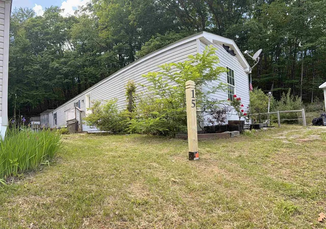 Homes for sale in Franklin, NH | 15 Trail St, Franklin, NH 03235 | MLS# 5095519