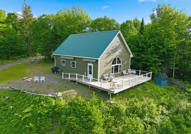 Photo 2 of Single family home for sale at 134 Lakeview Estates Rd, Pittsburg, NH 03592 | MLS# 5095542 | Listing updated on 2026-09-14