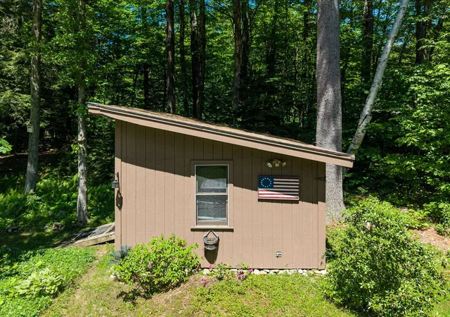 Homes for sale in West Wardsboro, VT | 57 Timber Ln, West Wardsboro, VT 05360 | MLS# 5095543
