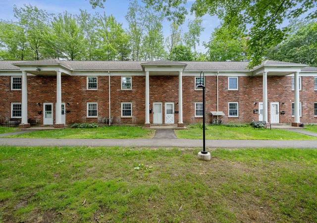 Homes for sale in South Burlington, VT | 425 Dorset St #19, South Burlington, VT 05403 | MLS# 5095544
