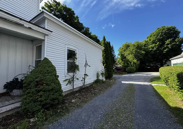 Photo 4 of Multi family home for sale at 406-408 Gage St, Bennington, VT 05201 | MLS# 5095558 | Listing updated on 2026-07-08