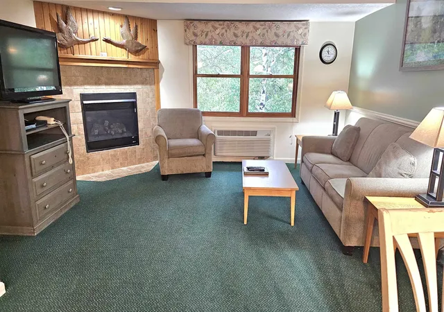 Homes for sale in Woodstock, NH | 164 Deer Park Dr #177D, Woodstock, NH 03262 | MLS# 5095563