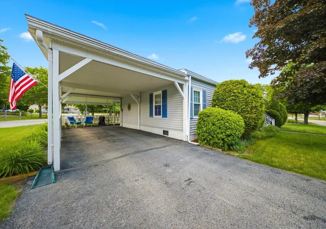 4th image of 163 Donald Dr, Goffstown, NH 03045 | MLS# 5095571