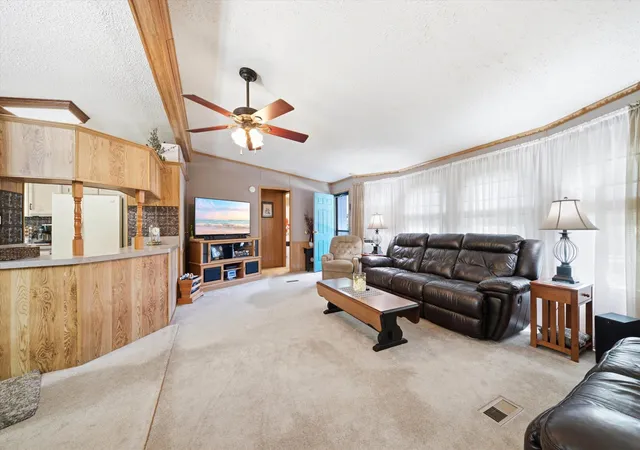 5th image of 163 Donald Dr, Goffstown, NH 03045 | MLS# 5095571
