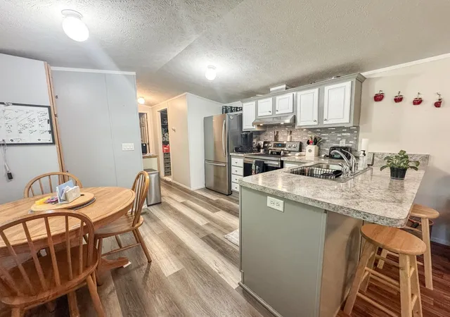 3rd image of 273 Shannon Rd, Colchester, VT 05446 | MLS# 5095573