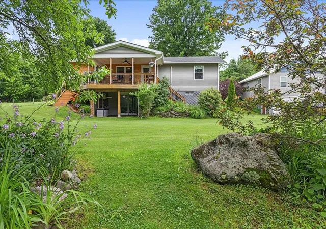 1st image of 15 Marshall Ln, Jericho, VT 05465 | MLS# 5095600
